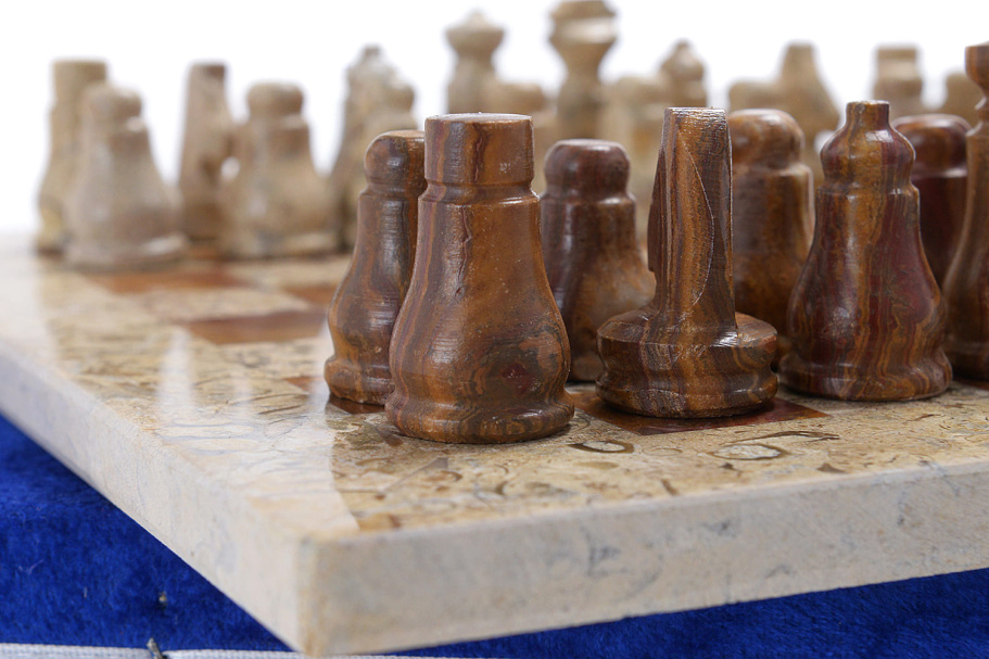 Шахматы из камня "Сицилия" яшма и ракушечник 25 купить в Нижнем Новгороде