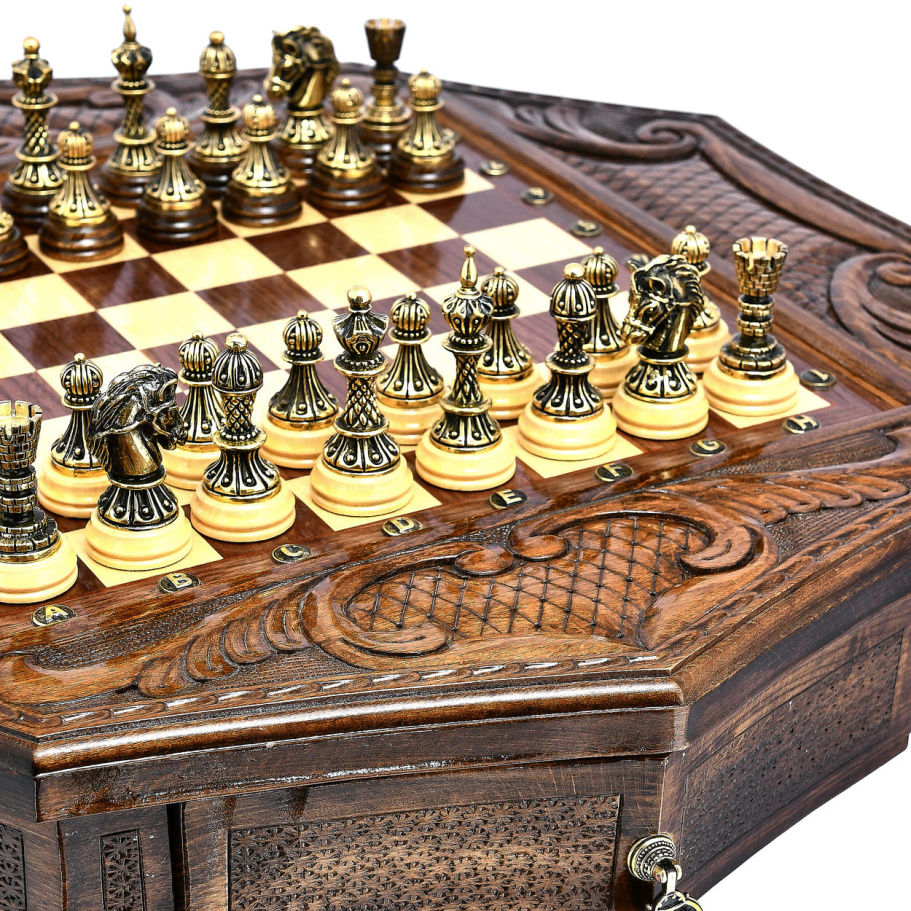 Стол ломберный Шахматы резные "Гуфельд" 60, Harutyunyan купить в Нижнем Новгороде