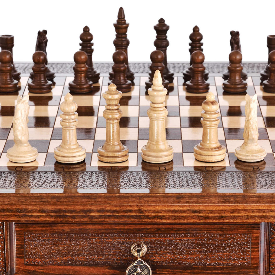Стол ломберный Шахматы резные "Цитадель" 60 купить в Нижнем Новгороде