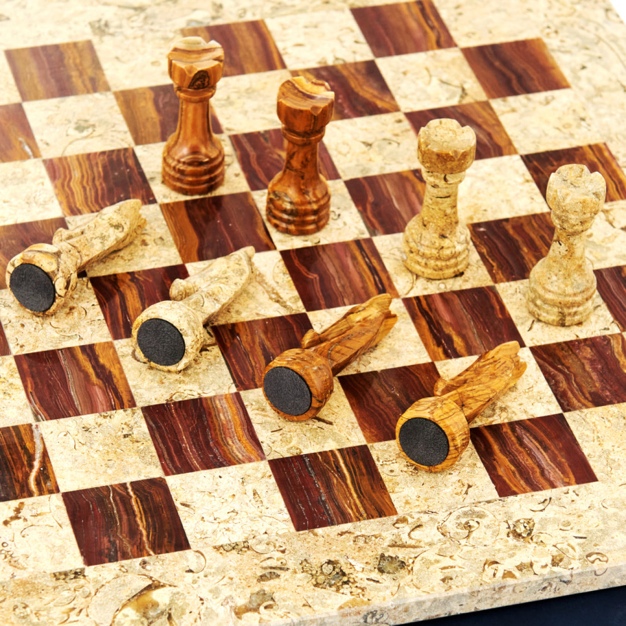 Шахматы каменные "Карфаген" яшма и ракушечник 40 купить в Нижнем Новгороде