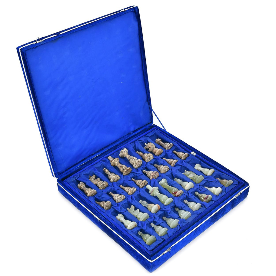 Шахматы каменные "Триада" оникс и ракушечник 40 купить в Нижнем Новгороде