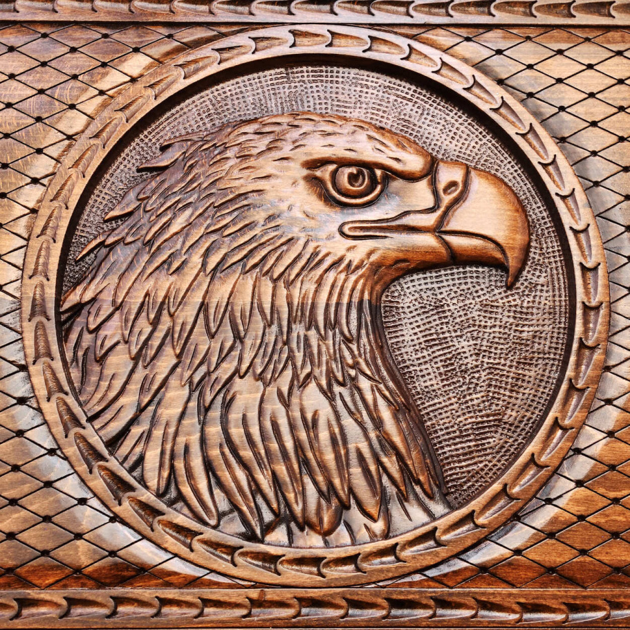 Стол ломберный Шахматы резные "Небесный охотник" 60 купить в Нижнем Новгороде